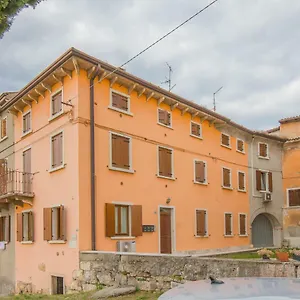 Valpolicella Homes Recioto SantʼAmbrogio di Valpolicella